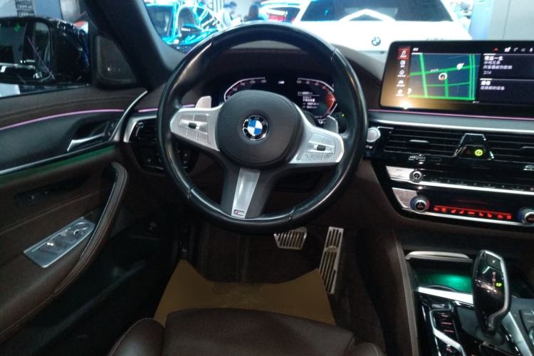 Used BMW 5 Series 2023 530Li Luxury Edition M Sport Package
