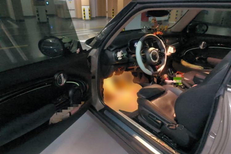 Used MINI 2022 Updated 1.5T COOPER Classic Edition Driver Seat