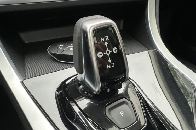 Used Lynk & Co 01 2017 2.0T Two-Wheel Drive Pro Edition Interior 3