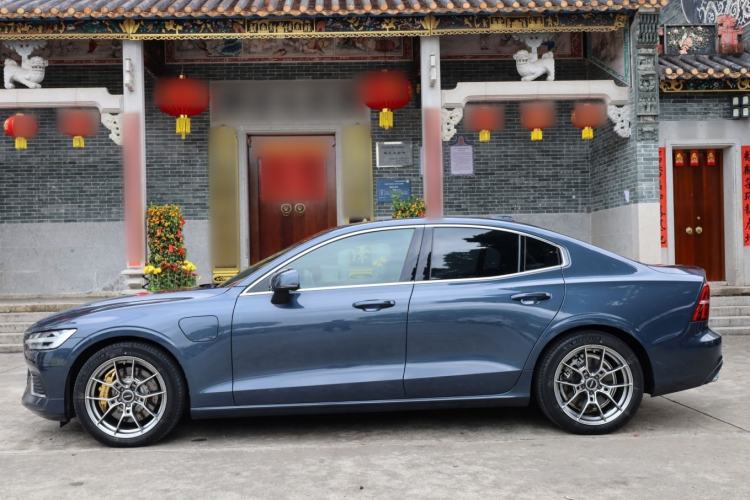 Used Volvo S60 New Energy 2021 T8 E-Drive Hybrid Four-Wheel Drive Smart Luxury Edition
