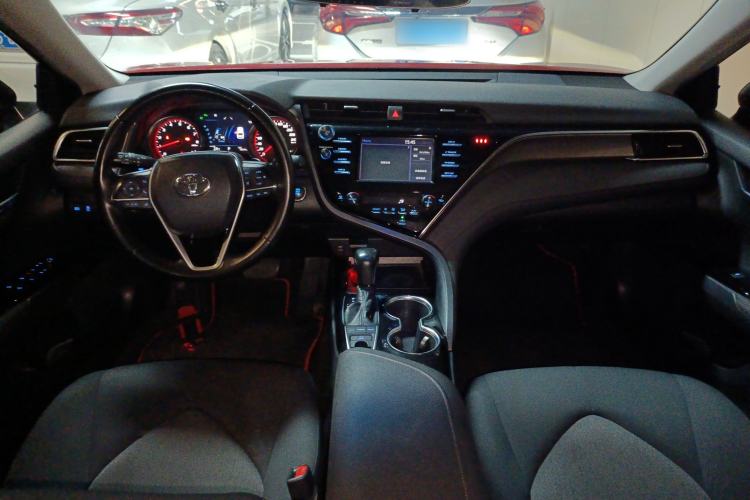 Used Toyota Camry 2018 2.0S FENGSHANG Edition Center Console