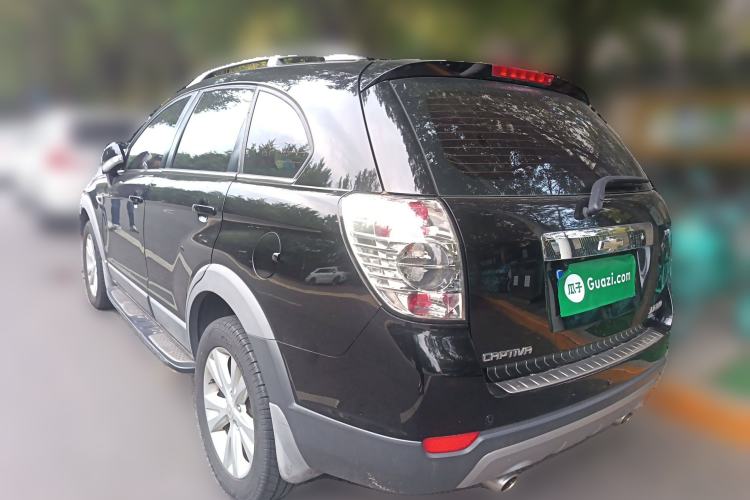 Used Chevrolet Captiva 2014 2.4L 4x4 Flagship Edition 7 Seats
