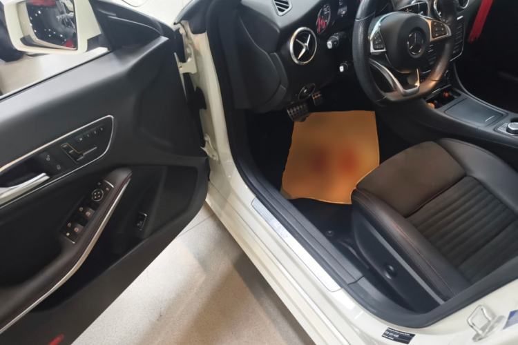 Used Mercedes-Benz CLA 2015 CLA 220 4MATIC Driver Seat