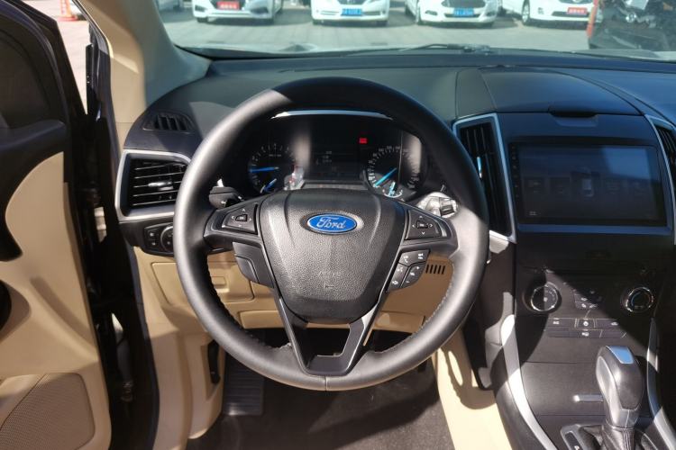 Used Ford Edge 2016 EcoBoost 245 Two-Wheel-Drive Titanium 5-Seater