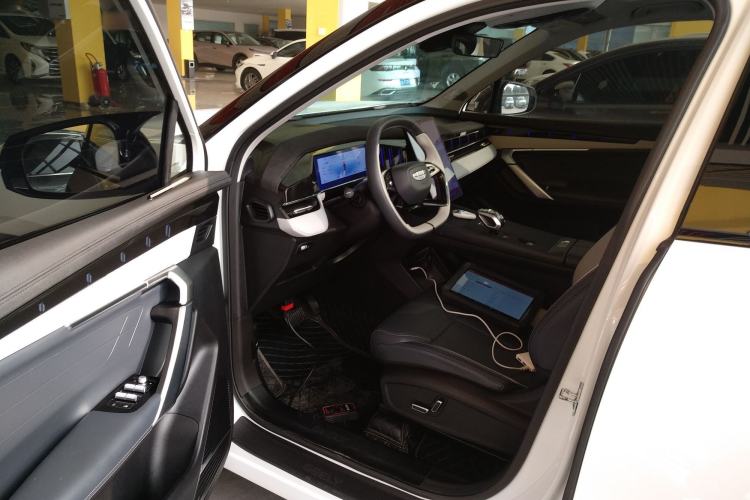 Used Geely Auto FX11 2024 1.5TD DCT Prestige Edition