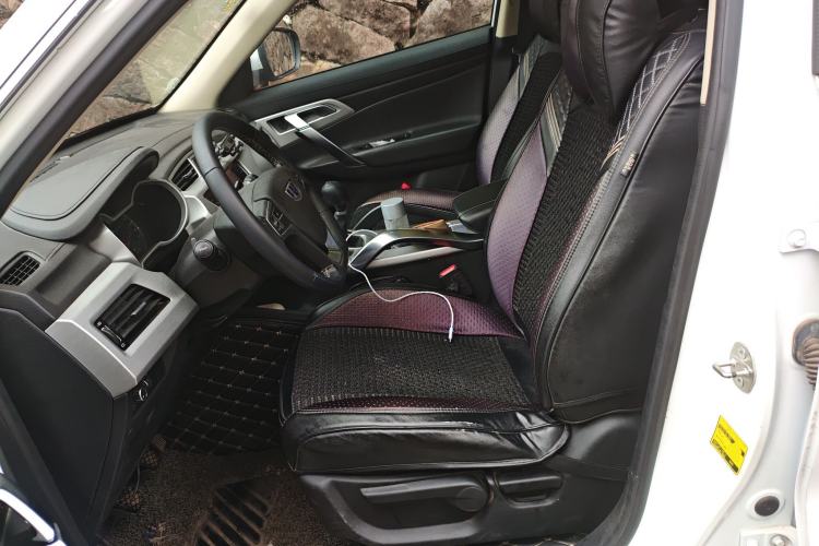 Used Geely Auto Emgrand X7 Sport 2016 2.0L Manual ZhiShang Version
