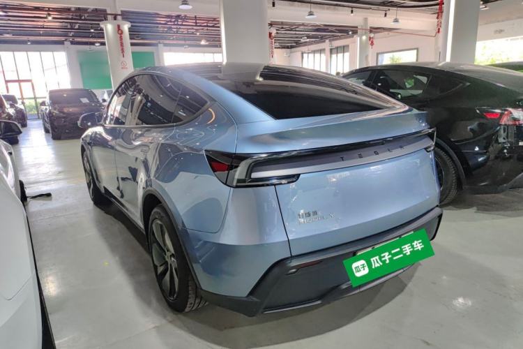 Used Tesla Model Y 2025 Rear-Wheel-Drive Version