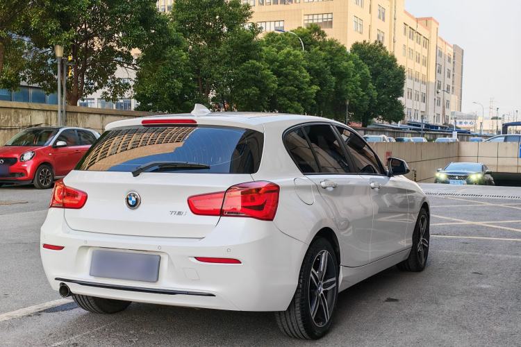 Used BMW 1 Series 2018 118i Sport Design Package
