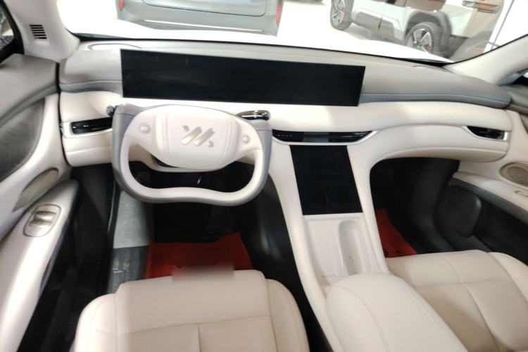 Used IM LS6 2025 Lingxi Intelligent Driving Edition Center Console