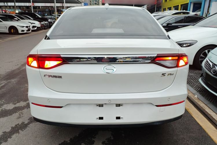 Used AION S 2022 Xuan 580 Pio 59.4 kWh Exterior 4