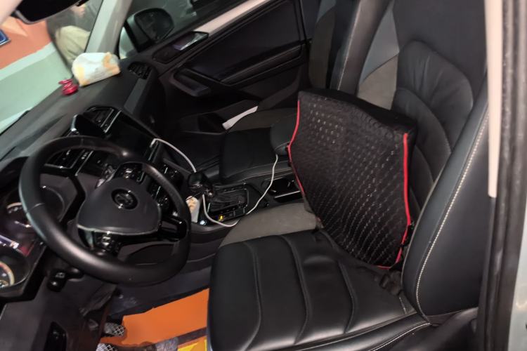 Used Volkswagen Tiguan L 2019 330TSI Automatic Two-Wheel Drive Smart Luxury Version China VI Standard Left Front Seat