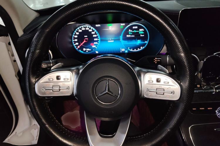 Used Mercedes-Benz C-Class 2021 C 260 L Sport Edition Star Collection Steering Wheel