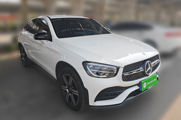 Used Mercedes-Benz GLC Coupe 2022 Refreshed GLC 260 4MATIC Coupe SUV Front Right 45 Deg