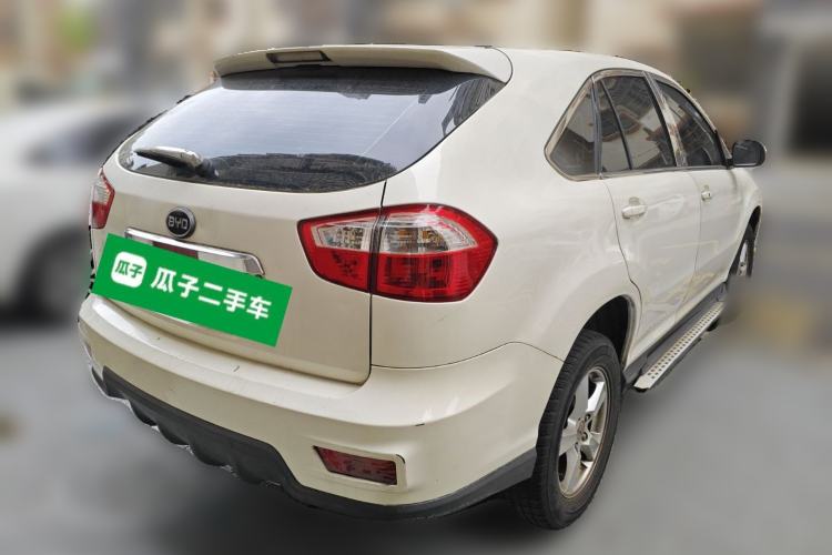 Used BYD S6 2014 2.0L Manual Luxury 5-Seater Rear Right 45 Deg