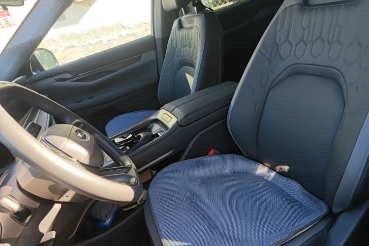 Used Ford Edge 2023 Ford Explorer L 2.0T EcoBoost Two-Wheel Drive 7-Seater Luxury Model