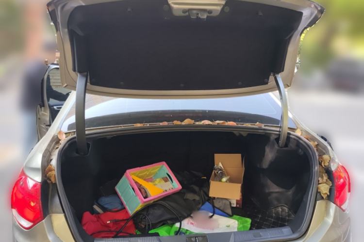 Used Citroen C4L 2015 1.2T Automatic Luxury Edition Trunk