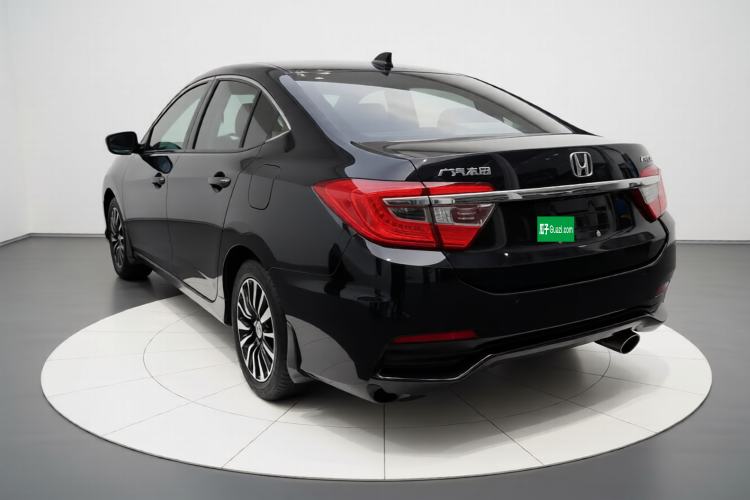 Used Honda Crider 2015 1.8L automatic comfort version Exterior 2