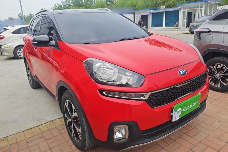 Used Kia KX3 2015 1.6L Automatic Two-Wheel Drive DLX Front Right 45 Deg