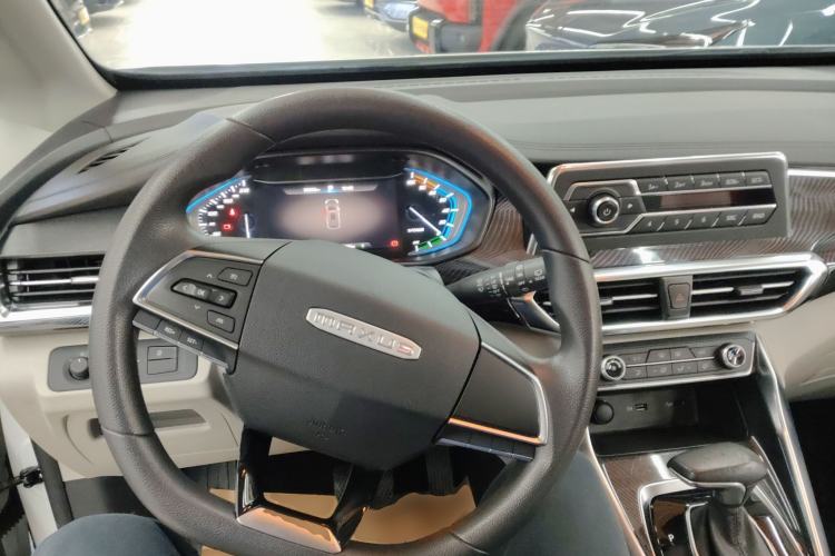 Used SAIC MAXUS Dajia 5 2022 430 km Elite Version 7-Seater