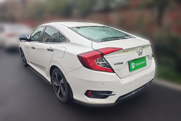 Used Honda Civic 2016 220TURBO CVT Prestige Edition
