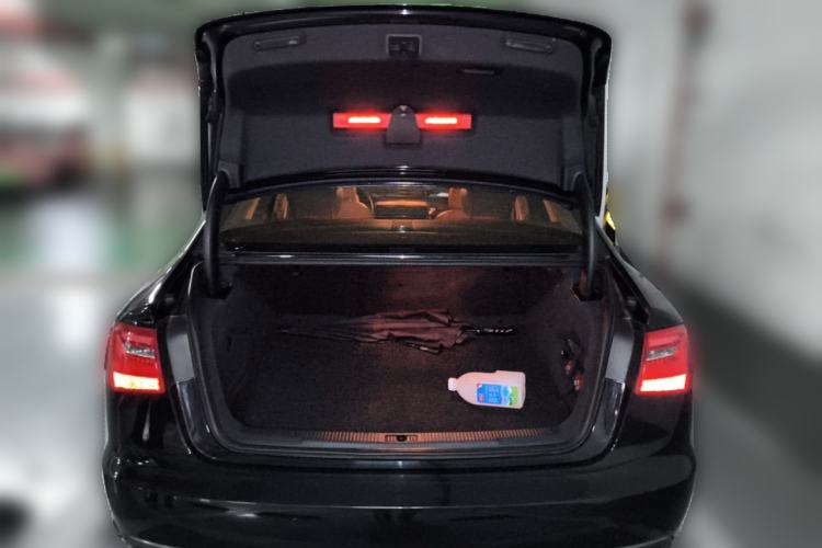 Used Audi A6L 2012 30 FSI Comfort Model Trunk