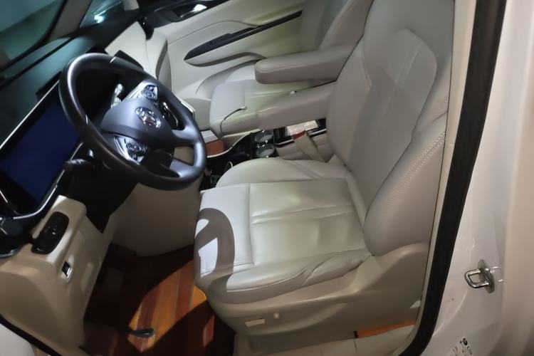 Used Buick GL8 2020 ES Land Cruiser 653T Luxury Edition Left Front Seat