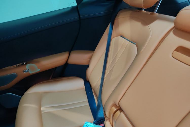 Used Xiaomi Auto YU7 2025 Ultra-Long Range High-Performance All-Wheel-Drive Max Edition
