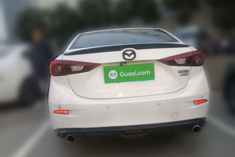 Used Mazda Mazda 3 Axela 2016 Sedan 1.5L Automatic Comfort Model
