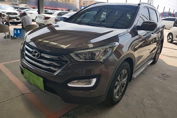 Used Hyundai Santa Fe 2015 2.4L Automatic All-Wheel Drive Smart Version 5 Seats