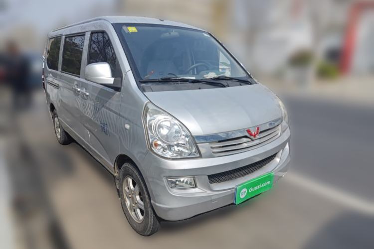 Used Wuling Rongguang 2014 1.2L S Standard Model
