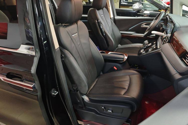 Used Hongqi HQ9 2023 2.0T Smart Connect Flagship Edition