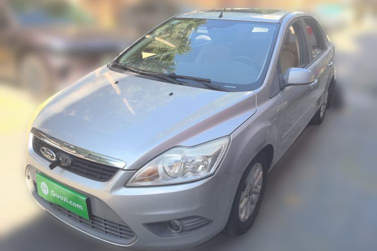 Used Ford Focus 2011 Sedan 1.8L Automatic Fashion Edition Guazi used car, China used car export, Used car for sale, Used Ford cars, Cheapest cars for sale