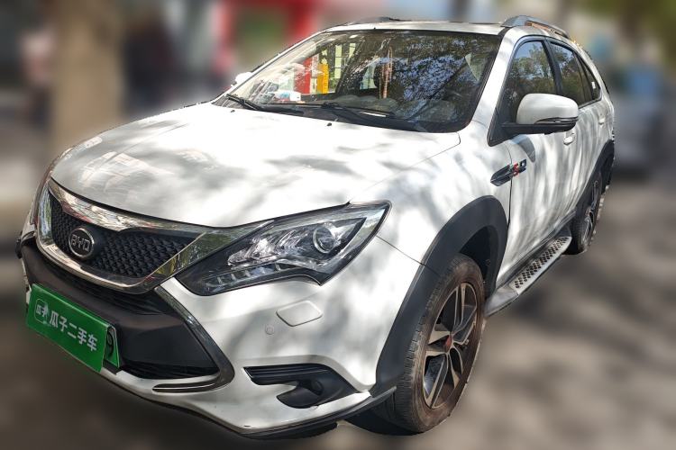 Used BYD Tang New Energy 2015 2.0T Four-Wheel-Drive Flagship Model