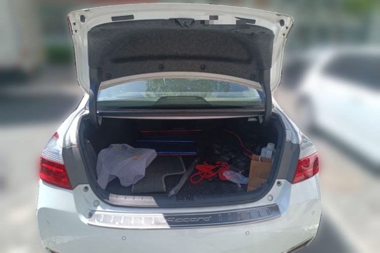 Used Honda Accord 2014 2.4L EX Luxury Edition Trunk