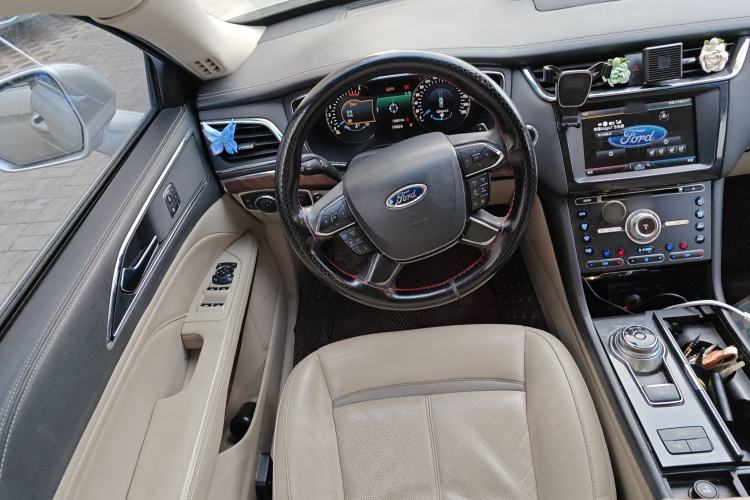 Used Ford Taurus 2015 EcoBoost 245 Ultimate Model