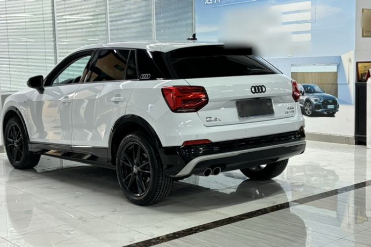 Used Audi Q2L 2021 35 TFSI Fashion Dynamic Model
