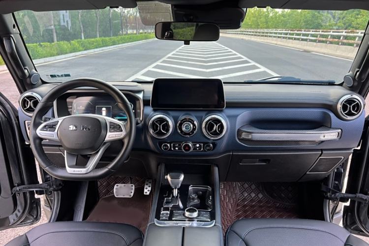 Used BAIC Off-Road BJ40 2019 PLUS 2.3T Automatic Four-Wheel Drive Premium Edition China VI