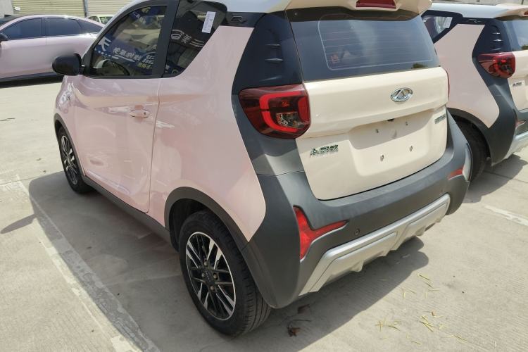 Used Chery QQ Little Ant 2022 Revised Version Sweet Pink Edition Half-Sugar Version Lithium Iron Phosphate 30.7 kWh 30 kW 301 km Exterior 2