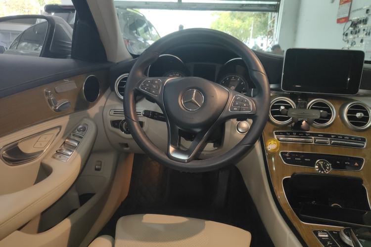Used Mercedes-Benz C-Class 2015 C 200 L Steering Wheel