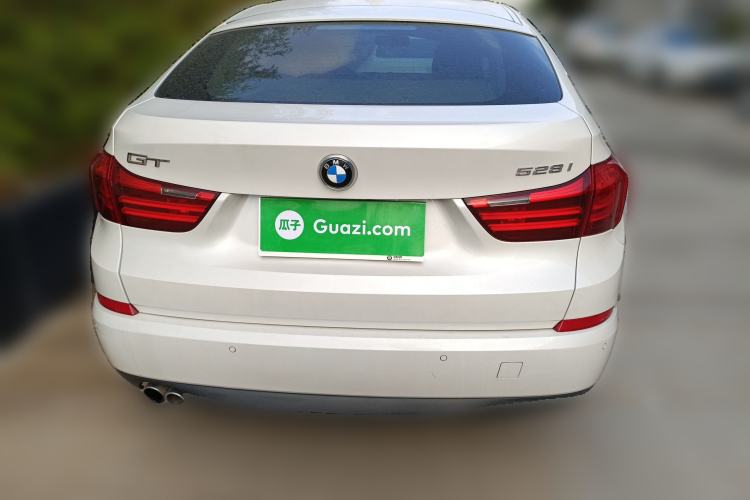 Used BMW 5 Series GT 2015 528i Leading Model
