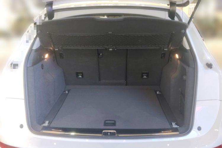 Used Audi Q5 2018 Collector's Edition 40 TFSI Technology Model
