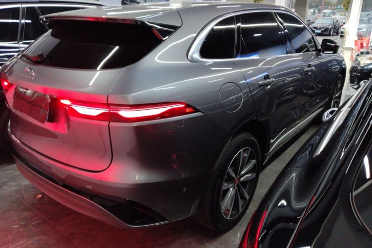 Used Jaguar F-PACE 2021 250 PS R-Dynamic S
