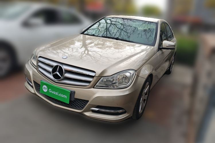 Used Mercedes-Benz C-Class 2011 C 180K Classic model