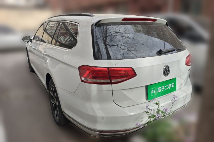 Used Volkswagen Variant 2017 380TSI Two-Wheel Drive Comfort Edition