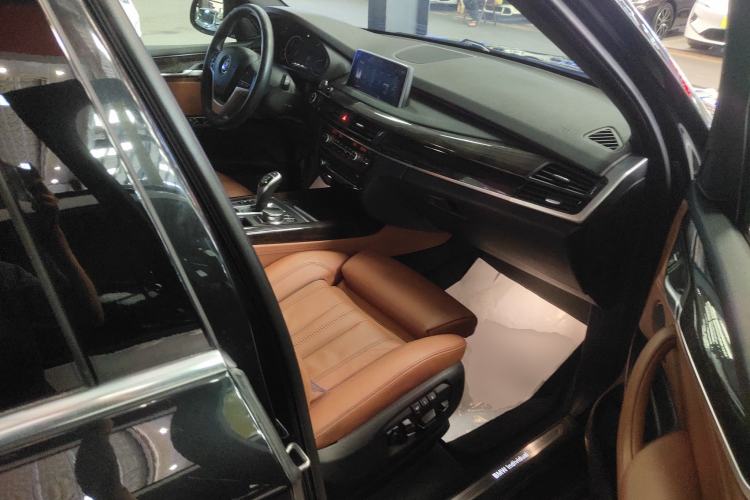 Used BMW X5 2017 xDrive35i Standard Model U.S. Specification

