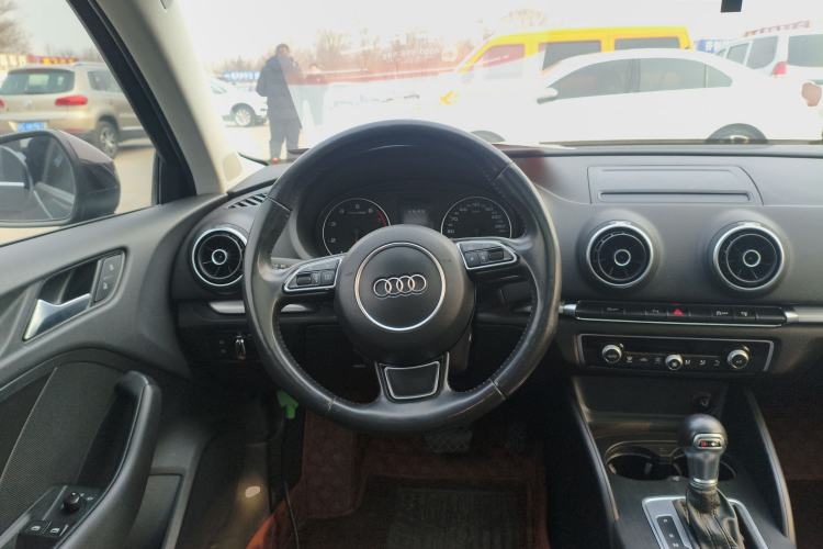 Used Audi A3 2014 Sportback 35 TFSI Automatic Comfort Model
