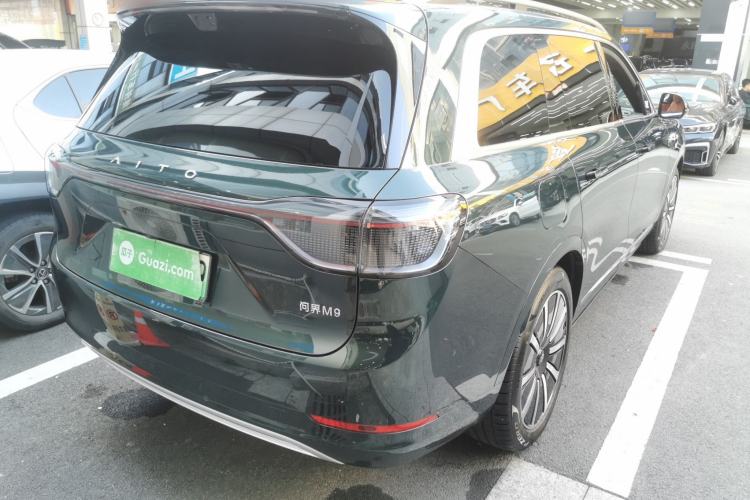 Used Hima AITO M9 2025 Extended-Range Max Version 52 kWh 5-Seater Edition
