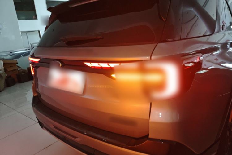 Used Ford Explorer 2023 EcoBoost 285 Kunlun Peak Edition 7-Seater
