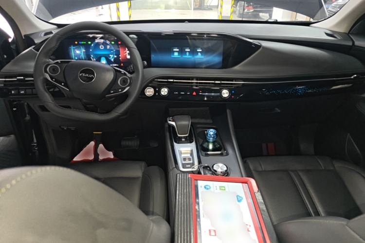 Used Dongfeng Aeolus Huge 2022 Mach Dual-Motor 1.5T MHD Dare-to-Dream Edition
