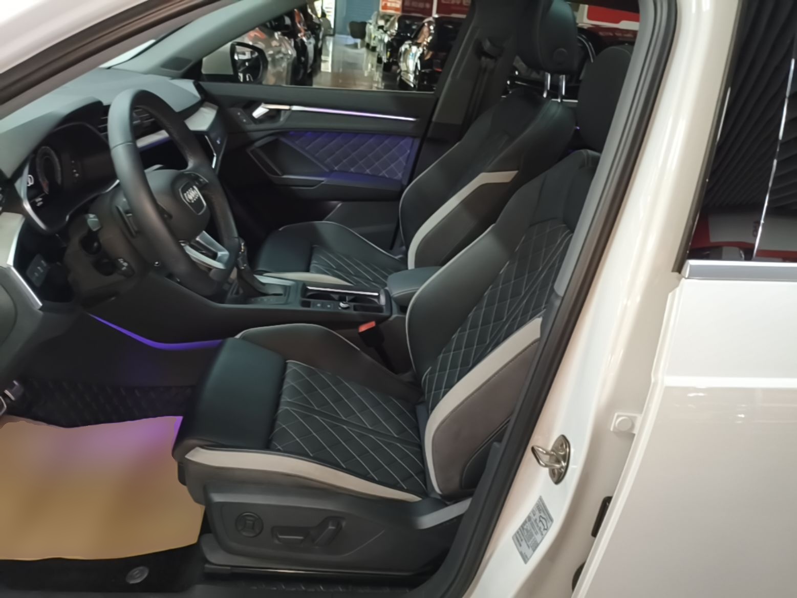 Interior delantero